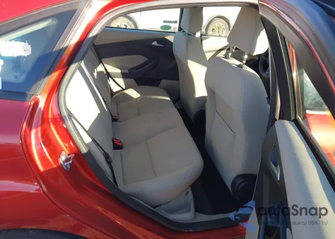 2018 Ford Focus Se из США, поврежденный, VIN 1FADP3F25JL275330